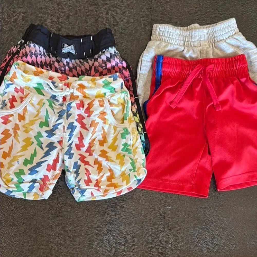 Bundle of Kids shorts 4 pieces Champion Red and Gray Athletic size 4T